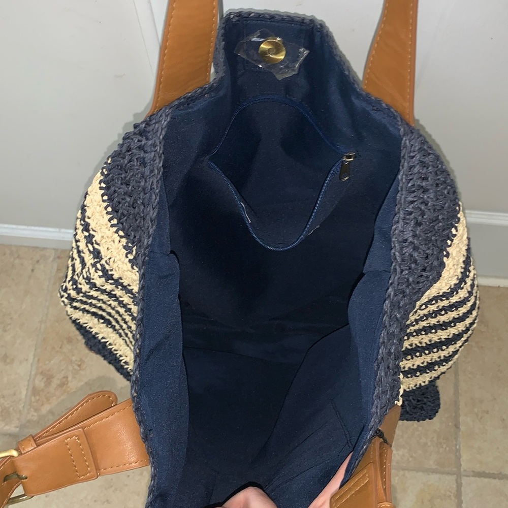 Navy Blue and Cream Striped Woven Straw Tote Bag - Picture 17 of 17